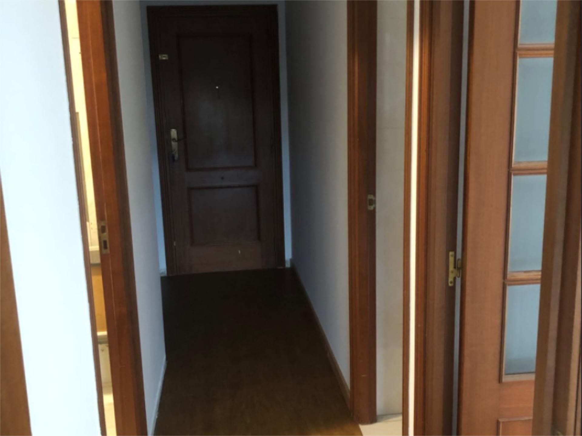 Flat to share in Curtis  with Furnished