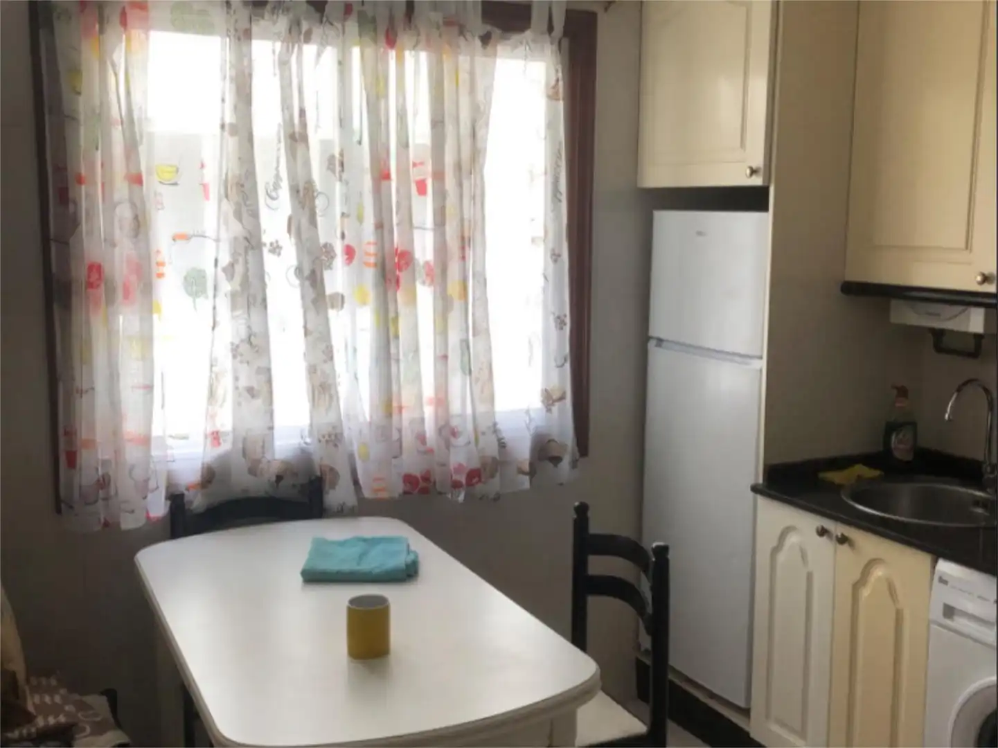 Küche von Wohnung zur untervermieten in Curtis mit Möbliert