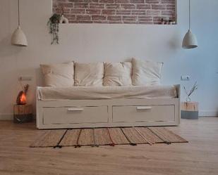 Dormitori de Loft de lloguer en Palamós amb Parquet, Moblat i Rentadora