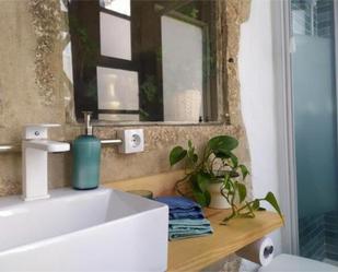 Bathroom of Study to rent in A Coruña Capital 