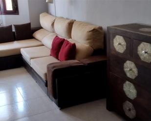 Sala d'estar de Dúplex de lloguer en Camarma de Esteruelas amb Aire condicionat, Calefacció i Moblat
