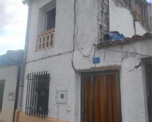 Vista exterior de Casa adosada en venda en Chañe amb Traster