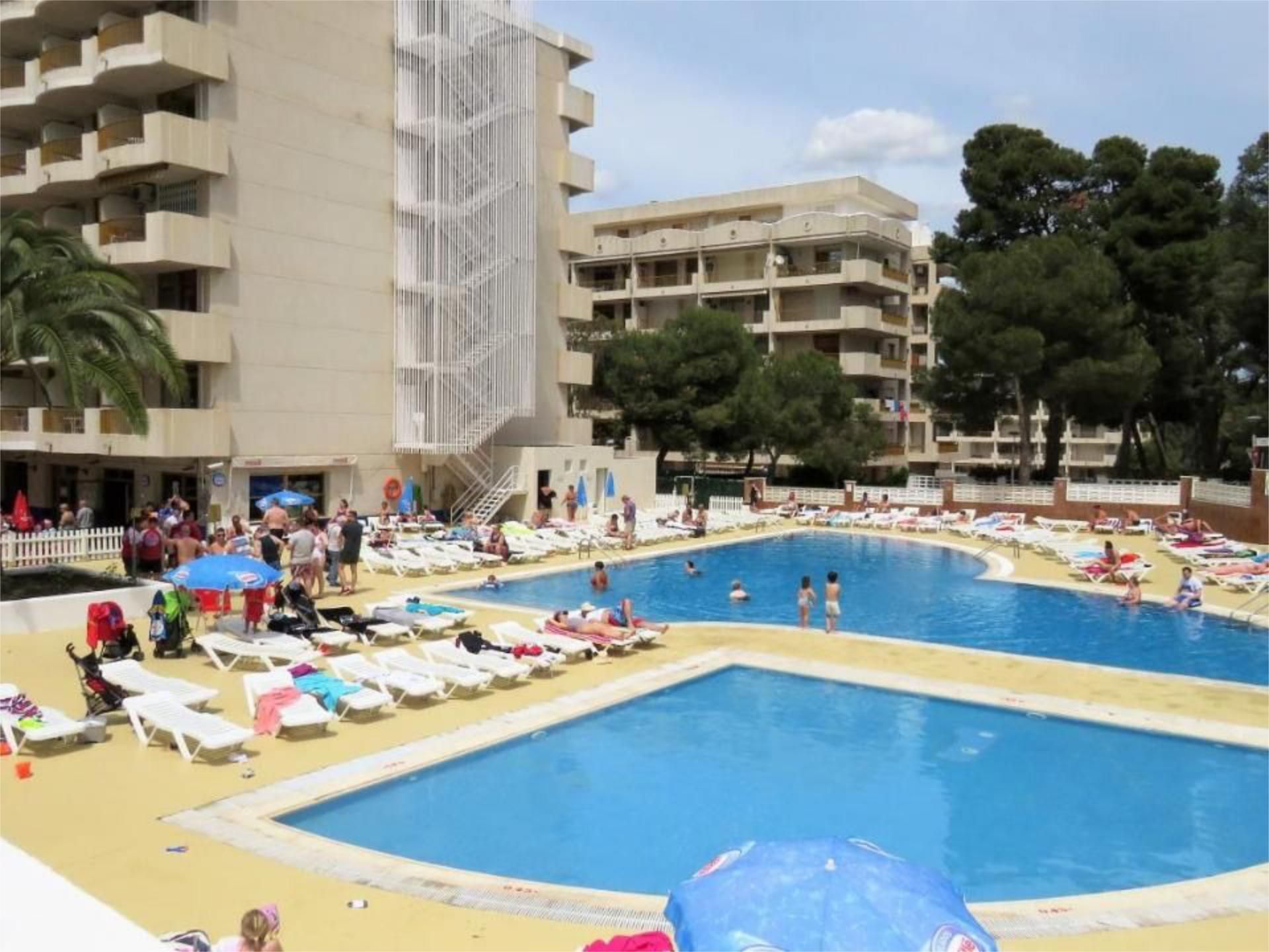 Swimming pool of Flat for sale in Salou  with Air Conditioner, Swimming Pool and Balcony