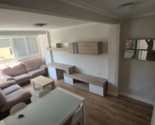 Sala d'estar de Pis de lloguer en Alicante / Alacant amb Parquet i Moblat