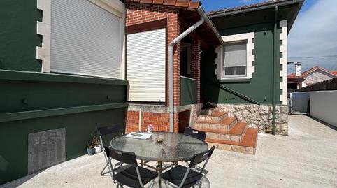 Casa adosada en venda a Avenida de la Libertad, 9, Muriedas, Cantabria - imatge 2 Foto 2 de Casa adosada en venda a Avenida de la Libertad, 9, Muriedas, Cantabria