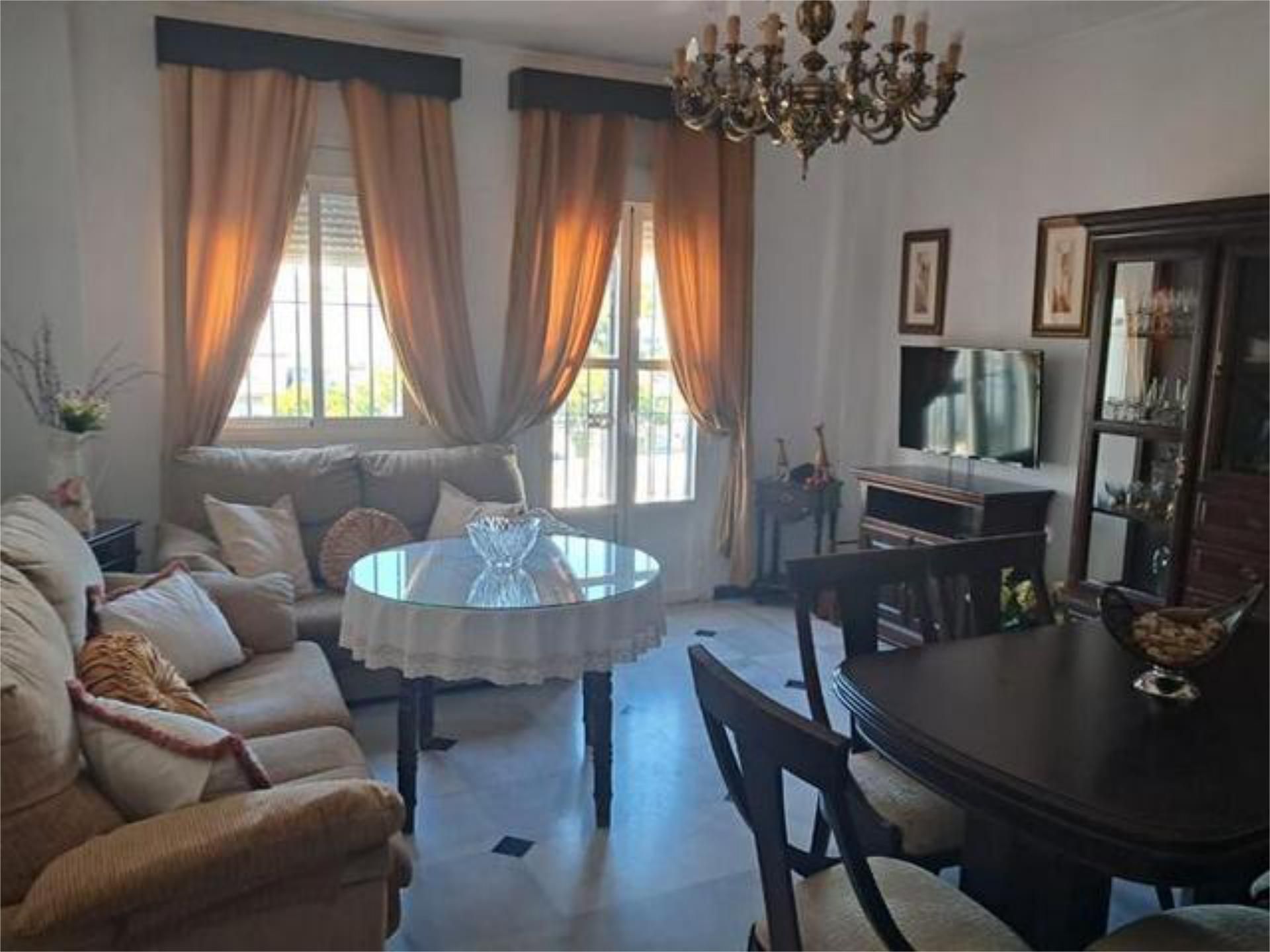 Dining room of Flat to rent in Arcos de la Frontera  with Furnished