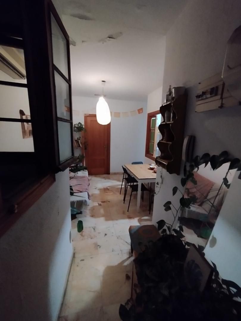 Dining room of Flat to share in  Sevilla Capital  with Air Conditioner, Terrace and Furnished