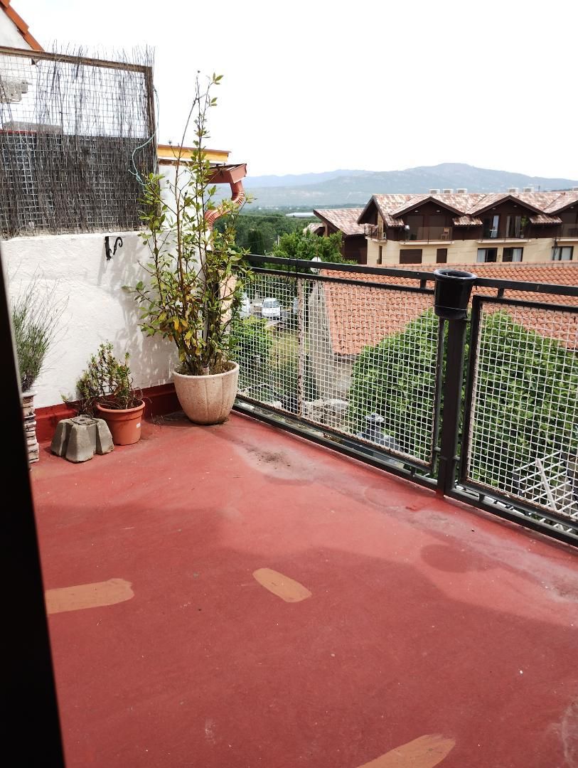 Balcony of Flat for sale in Becerril de la Sierra  with Heating, Parquet flooring and Furnished