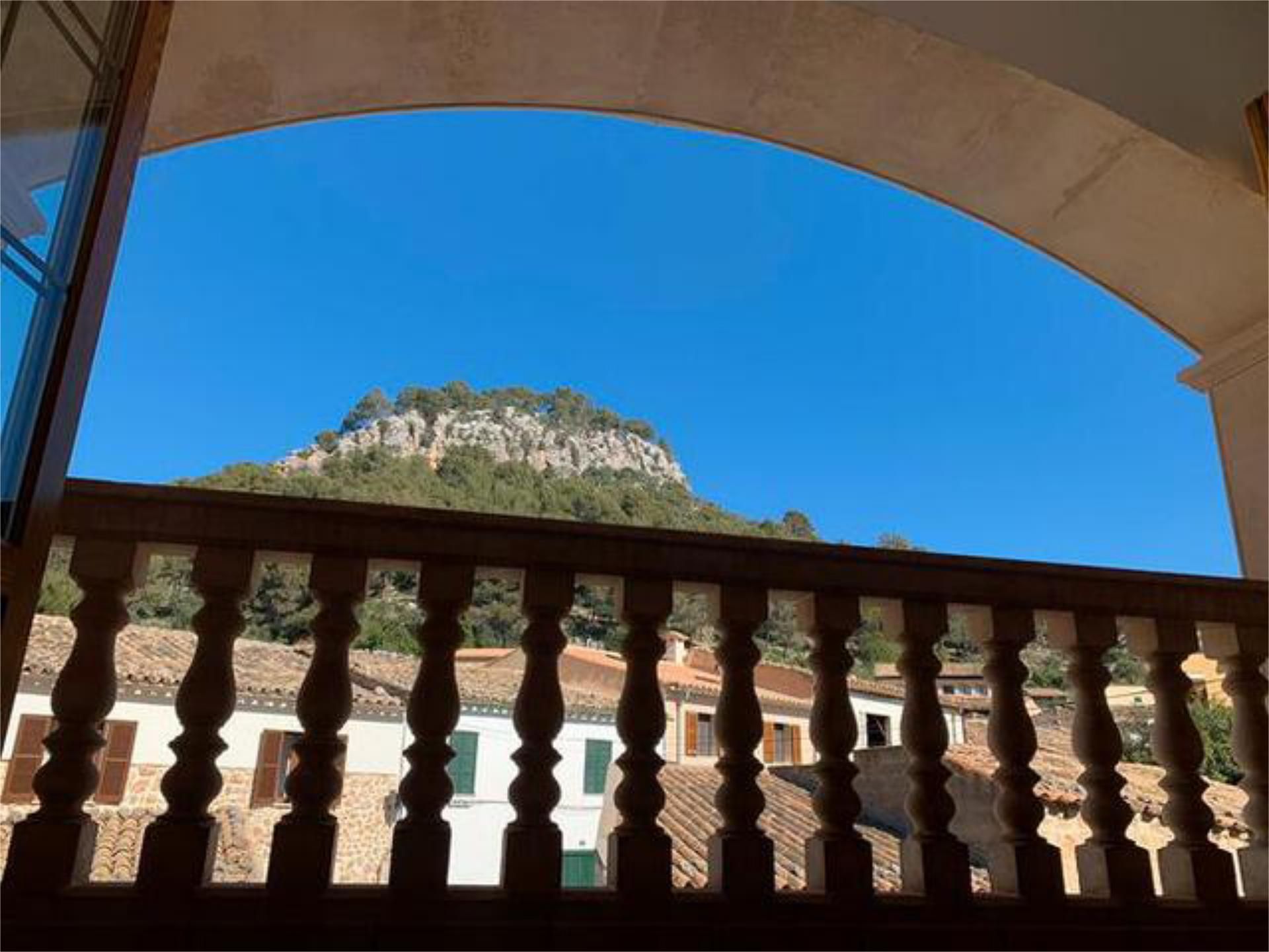 Vista exterior de Casa o xalet de lloguer en Selva amb Terrassa i Piscina