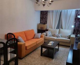 Sala d'estar de Estudi de lloguer en  Cádiz Capital amb Terrassa