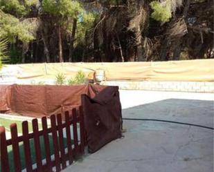 Jardí de Casa adosada de lloguer en Paradas amb Jardí privat i Piscina