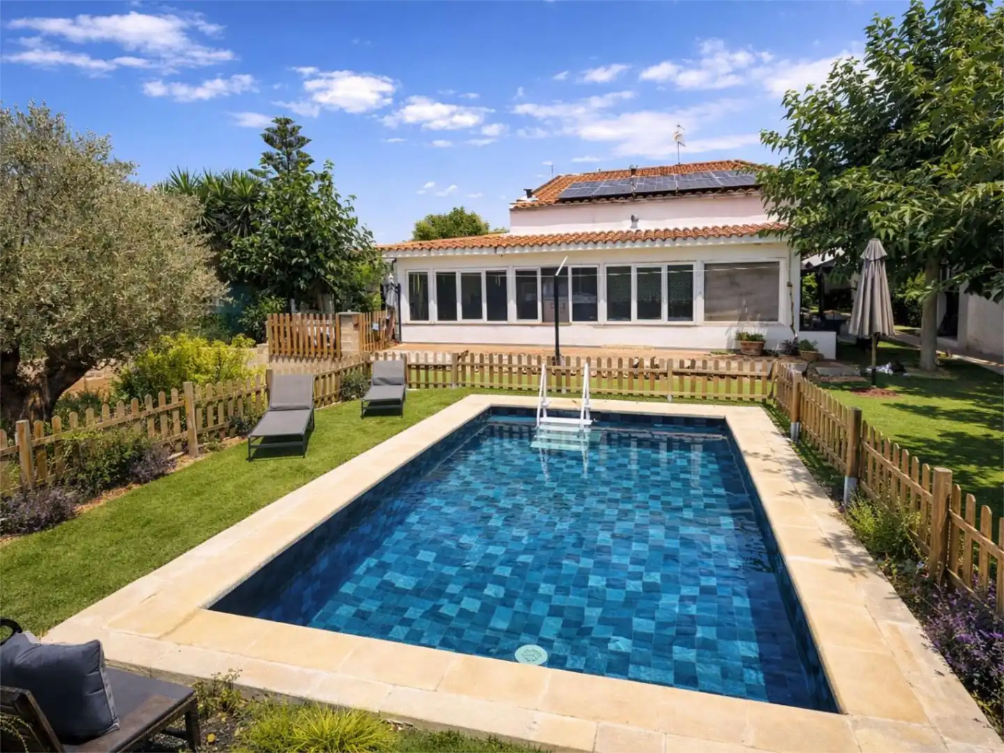 Piscina de Pis en venda en Masdenverge amb Aire condicionat, Calefacció i Jardí privat