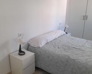 Bedroom of Flat to rent in Cee  with Heating and Furnished
