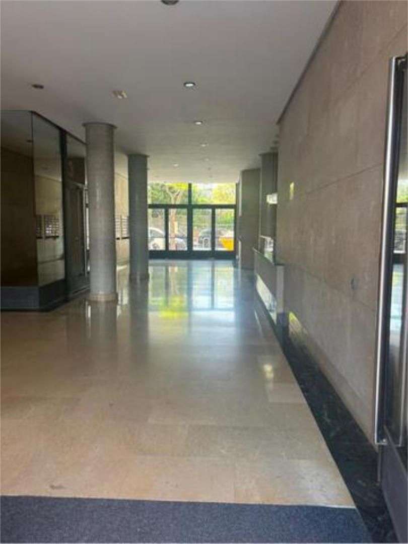 Flat to rent in  Valencia Capital  with Private garden, Terrace and Swimming Pool