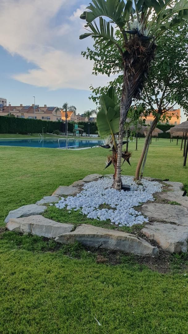 Piscina de Casa adosada de lloguer en  Huelva Capital amb Aire condicionat, Calefacció i Moblat
