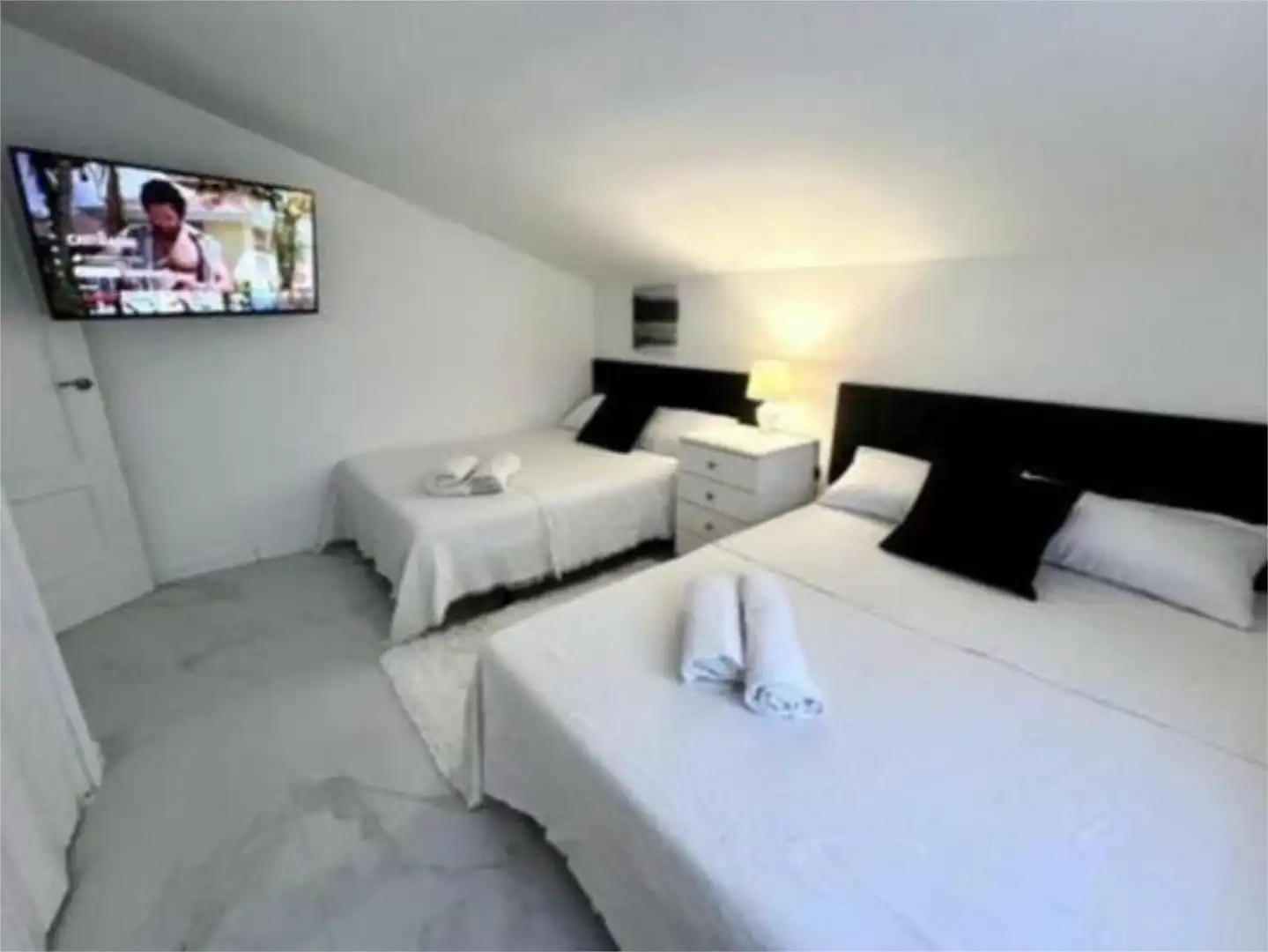 Casa o chalet en venta en Colonia Ciudad San Ramón, 34, San Martín de Valdeiglesias Habitación de Casa o chalet en venta en San Martín de Valdeiglesias con Aire acondicionado, Terraza y Piscina
