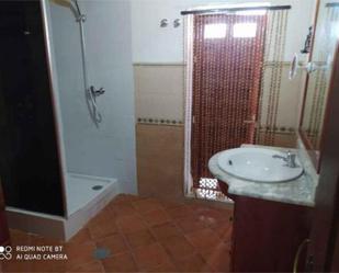 Bany de Apartament de lloguer en Las Palmas de Gran Canaria amb Terrassa i Moblat