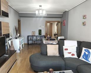 Sala d'estar de Pis en venda en Rivas-Vaciamadrid amb Aire condicionat, Calefacció i Jardí privat