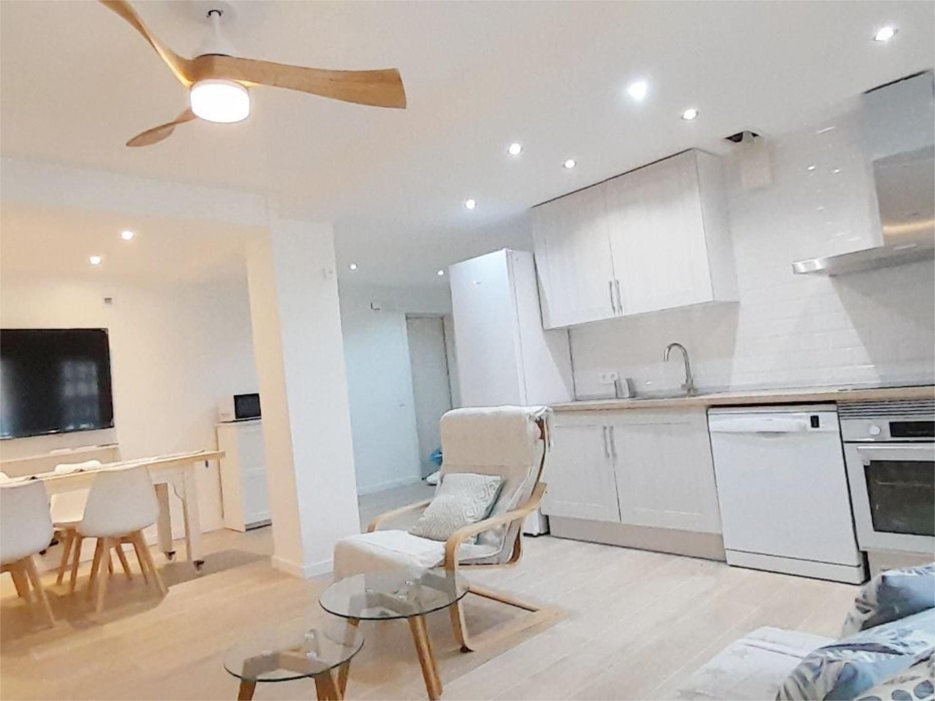 Kitchen of Flat to rent in Reus  with Air Conditioner, Heating and Terrace