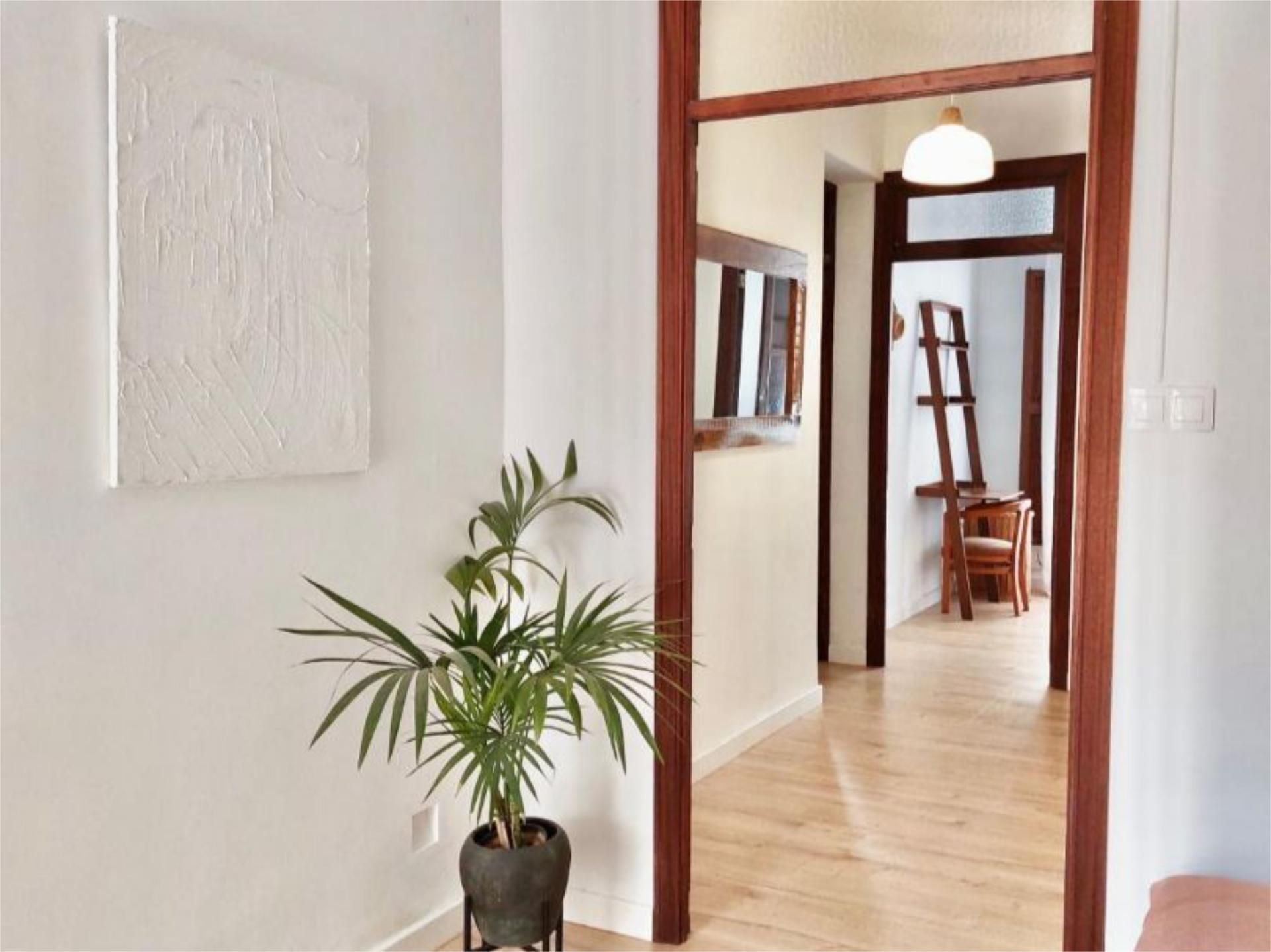Flat for sale in  Palma de Mallorca  with Air Conditioner, Private garden and Parquet flooring