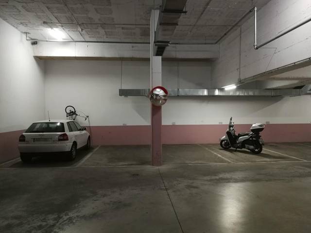 Garaje en Venta en Avenida de Ramón y Cajal, 14 en El Plantinar – Avda. La Paz - El Juncal