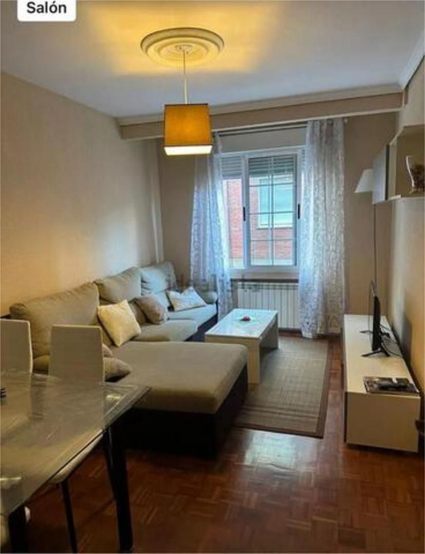 Flat to rent in Circular