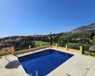 Exterior view of Apartment to rent in Benalmádena  with Air Conditioner, Terrace and Oven