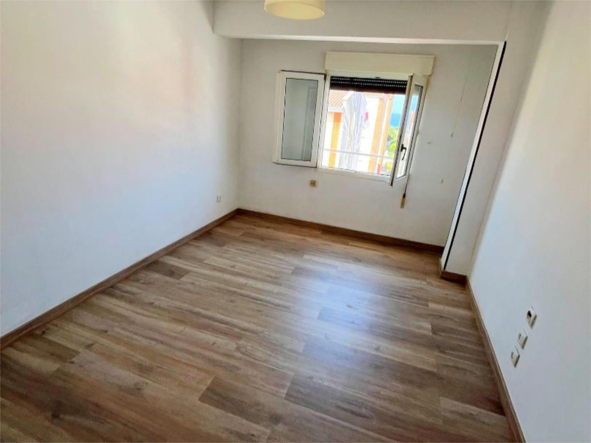 Habitación de Piso en venta en Castro-Urdiales con Parquet