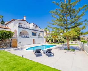 Jardí de Casa o xalet de lloguer en Benalmádena amb Aire condicionat, Calefacció i Jardí privat