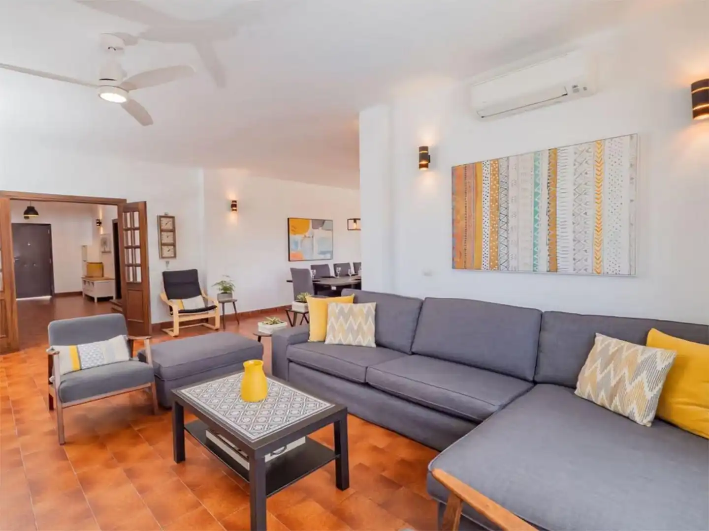 Casa o xalet de lloguer a Calle Maestro Segovia, 23, Torremuelle Sala d'estar de Casa o xalet de lloguer en Benalmádena amb Aire condicionat, Calefacció i Jardí privat