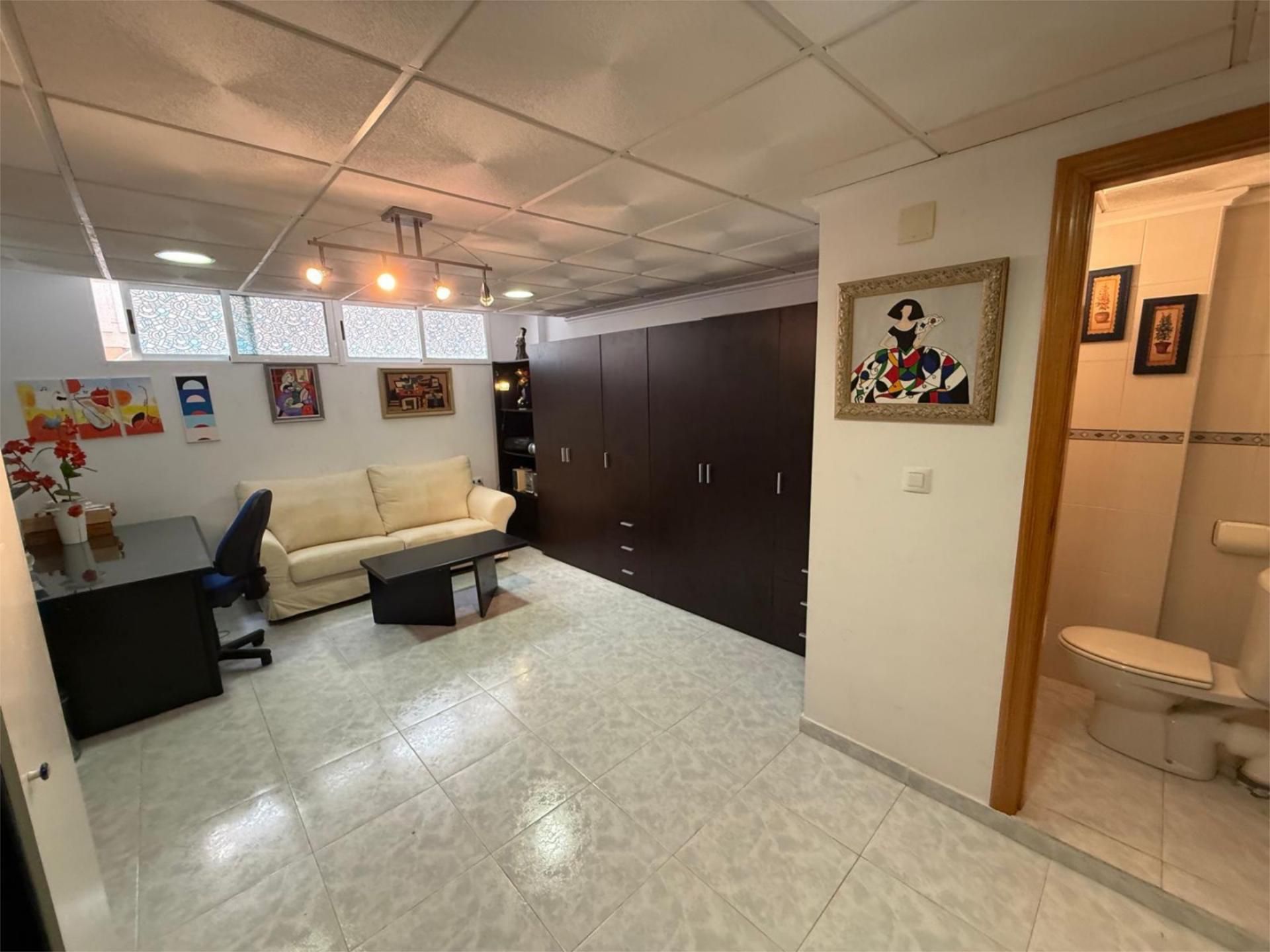 Piso en venta en Guardamar del Segura con Calefacción, Piscina y Amueblado