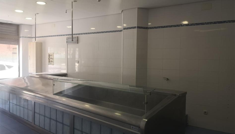 Photo 1 of Premises to rent in Calle del Puente la Reina, 47, Pilaríca, Valladolid