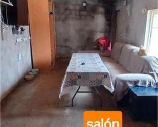 Casa o xalet en venda en Carmena amb Jardí privat