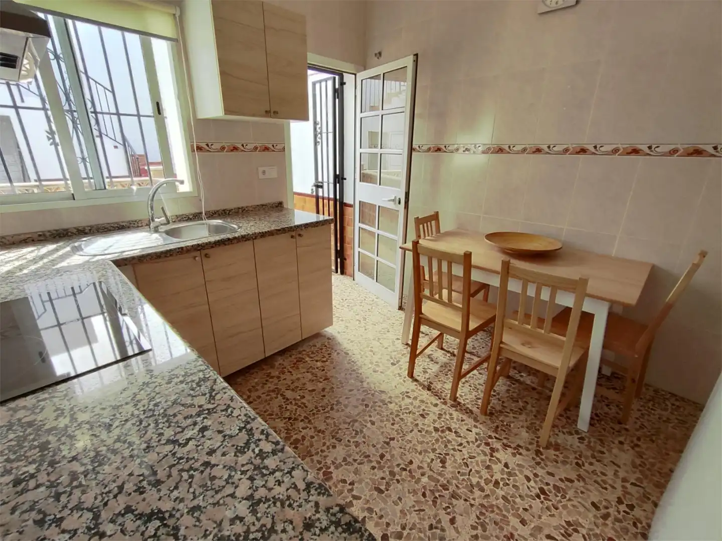 Room in Calle Abetos, 36, Los Almendros - El Limonero - El Tomillar Room in Calle Abetos, 36, Los Almendros - El Limonero - El Tomillar