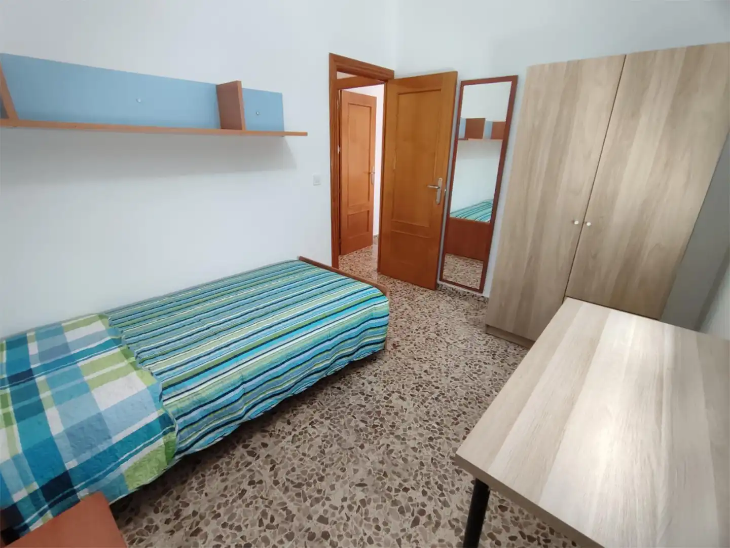 Room in Calle Abetos, 36, Los Almendros - El Limonero - El Tomillar Room in Calle Abetos, 36, Los Almendros - El Limonero - El Tomillar