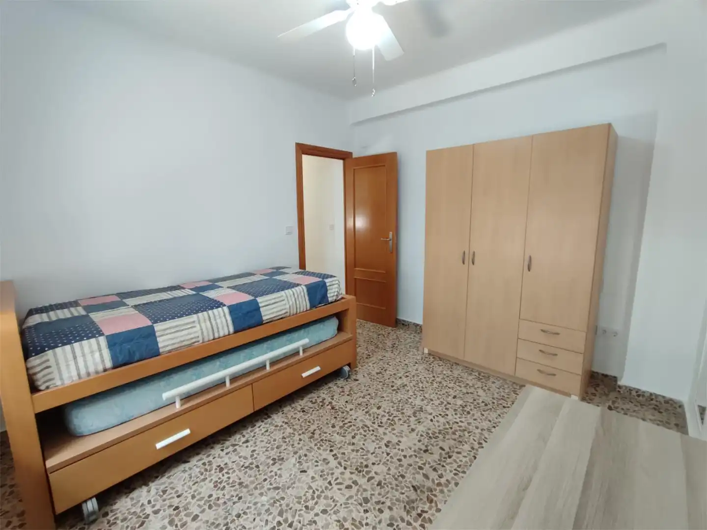 Room in Calle Abetos, 36, Los Almendros - El Limonero - El Tomillar Room in Calle Abetos, 36, Los Almendros - El Limonero - El Tomillar