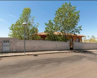 Exterior view of House or chalet to rent in Lucillos  with Air Conditioner, Terrace and Storage room