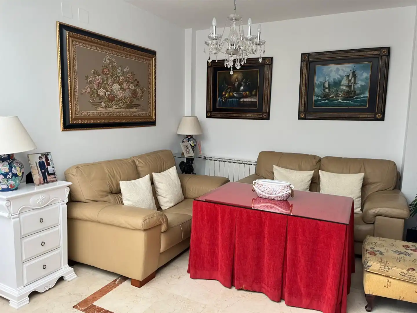 Detached homes for sale in Calle Poeta Mario López, 11, Poniente-Norte - Miralbaida - Parque Azahara Living room of Detached homes for sale in Córdoba with Air Conditioner, Heating and Terrace