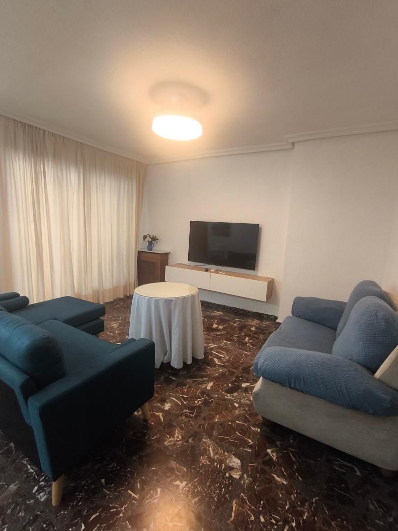 Living room of Flat to rent in  Jaén Capital  with Air Conditioner, Heating and Storage room