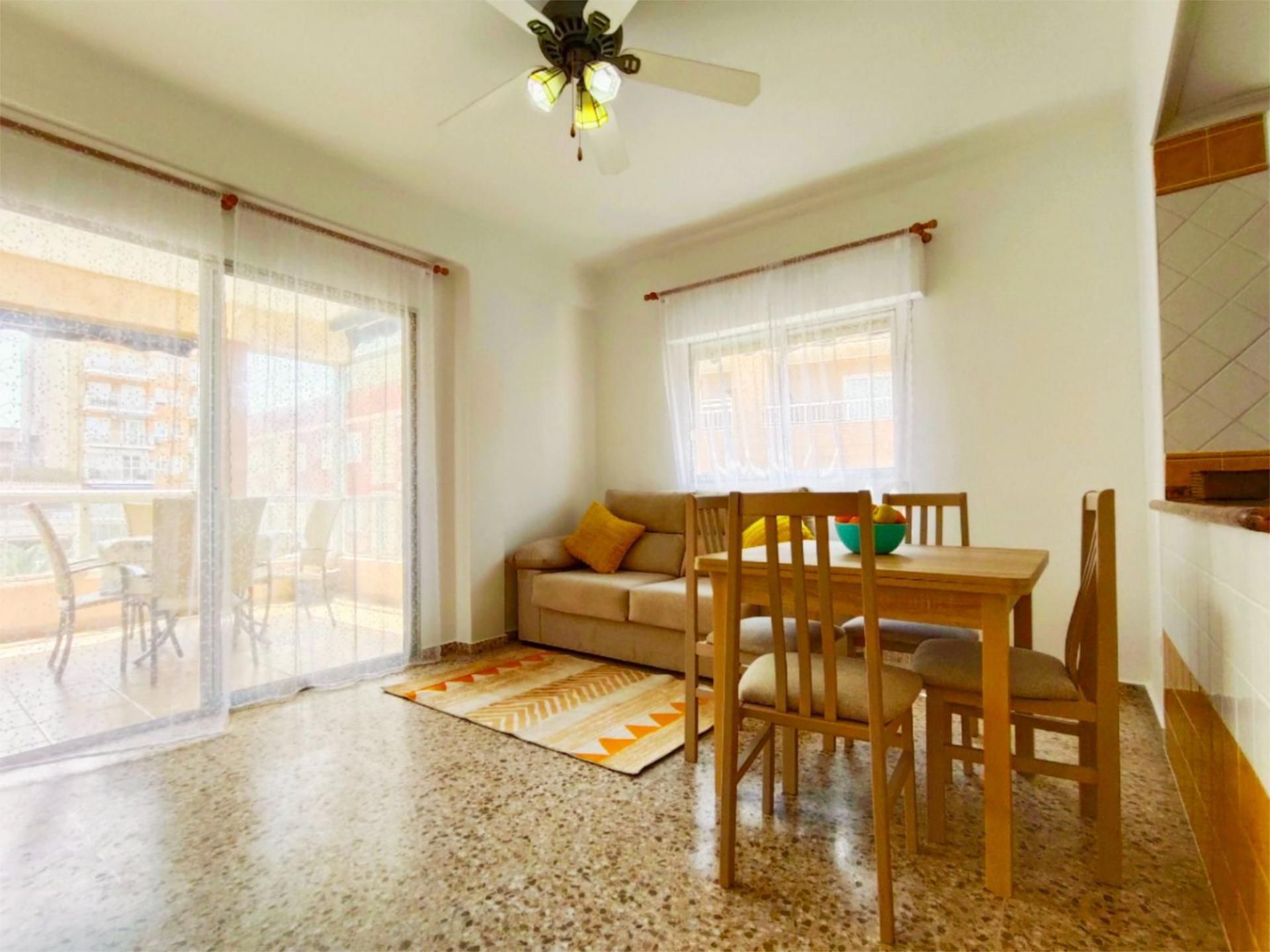 Flat to rent in Carrer Riu Túria, 5, Les Palmeres