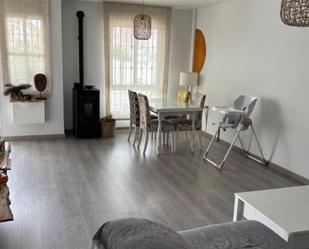 Sala d'estar de Casa adosada en venda en Santa Fe amb Aire condicionat, Piscina i Balcó