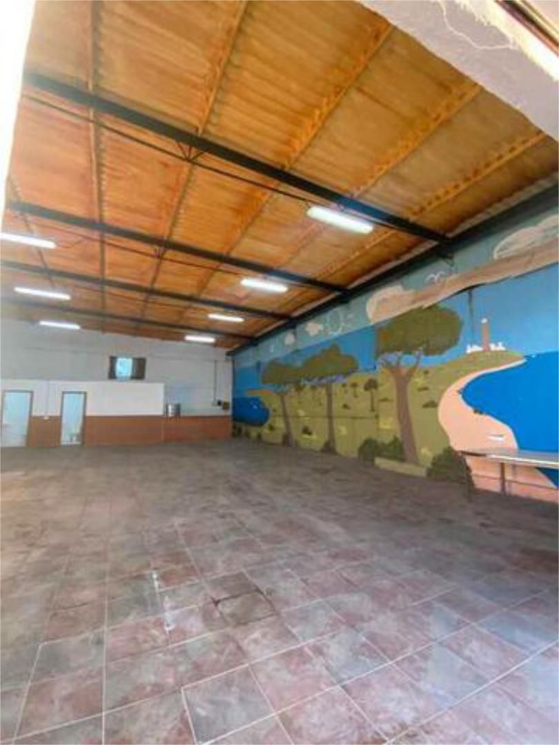 Industrial buildings to rent in Chipiona
