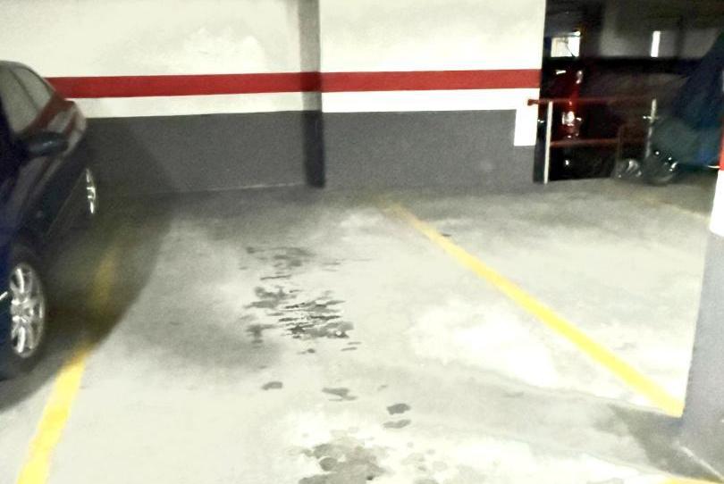 Garage to rent in Calle Zaragoza, 3, Tordesillas, Valladolid - image 1 Photo 1 of Garage to rent in Calle Zaragoza, 3, Tordesillas, Valladolid