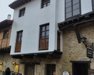 Exterior view of Single-family semi-detached for sale in Santillana del Mar  with Private garden