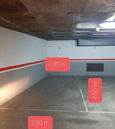 Garaje de alquiler en Carrer del Bisbe Torras I Bages, 1, Centre, Barcelona - imagen 2 Foto 2 de Garaje de alquiler en Carrer del Bisbe Torras I Bages, 1, Centre, Barcelona