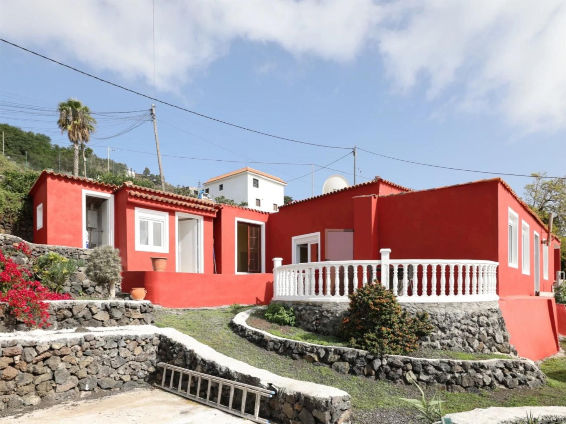 Vista exterior de Casa o xalet en venda en Fuencaliente de la Palma amb Terrassa