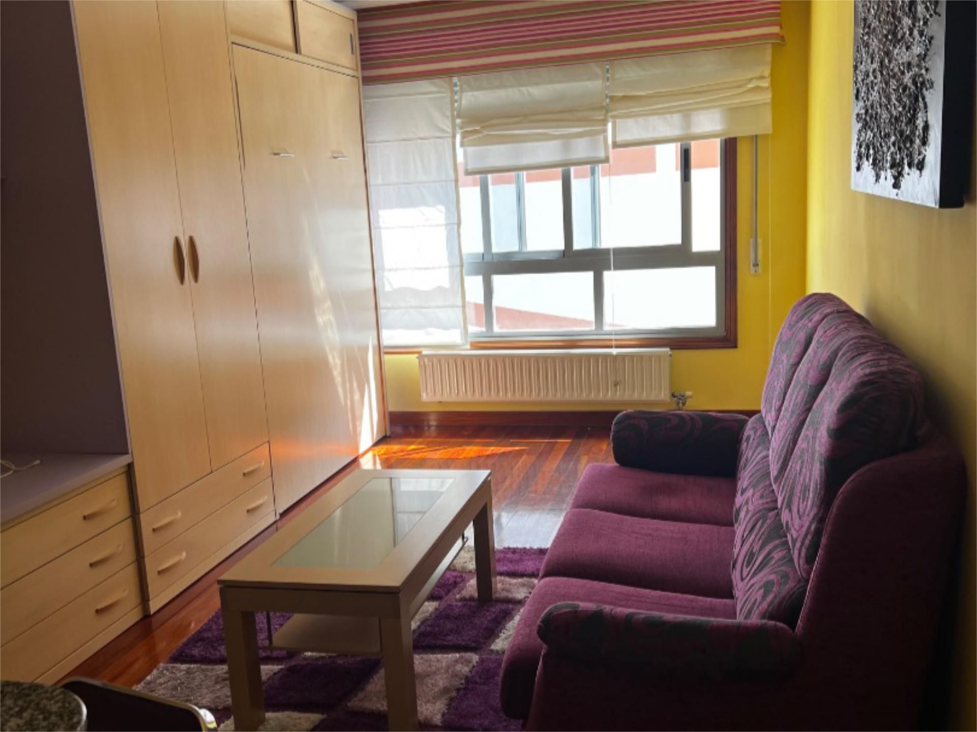 Study to rent in Rúa do Conde de Torrecedeira, 113, Plaza Industria