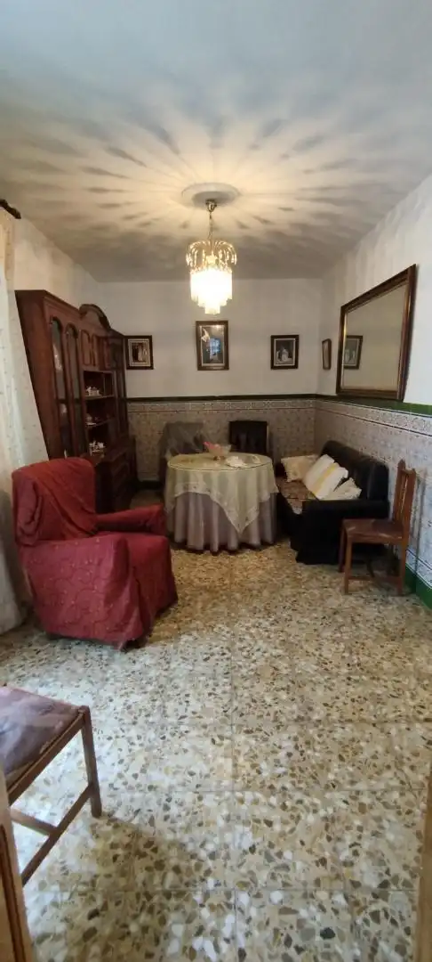 Casa adosada en venda a Calle Santa María, 6, Ribera del Fresno Menjador de Casa adosada en venda en Ribera del Fresno amb Moblat i Balcó