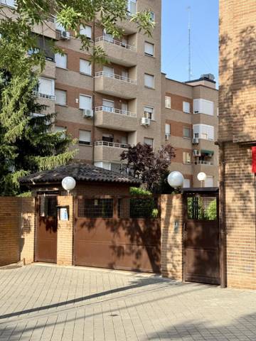 Garaje en Venta en Calle Rafael Finat, 117 en Las Águilas