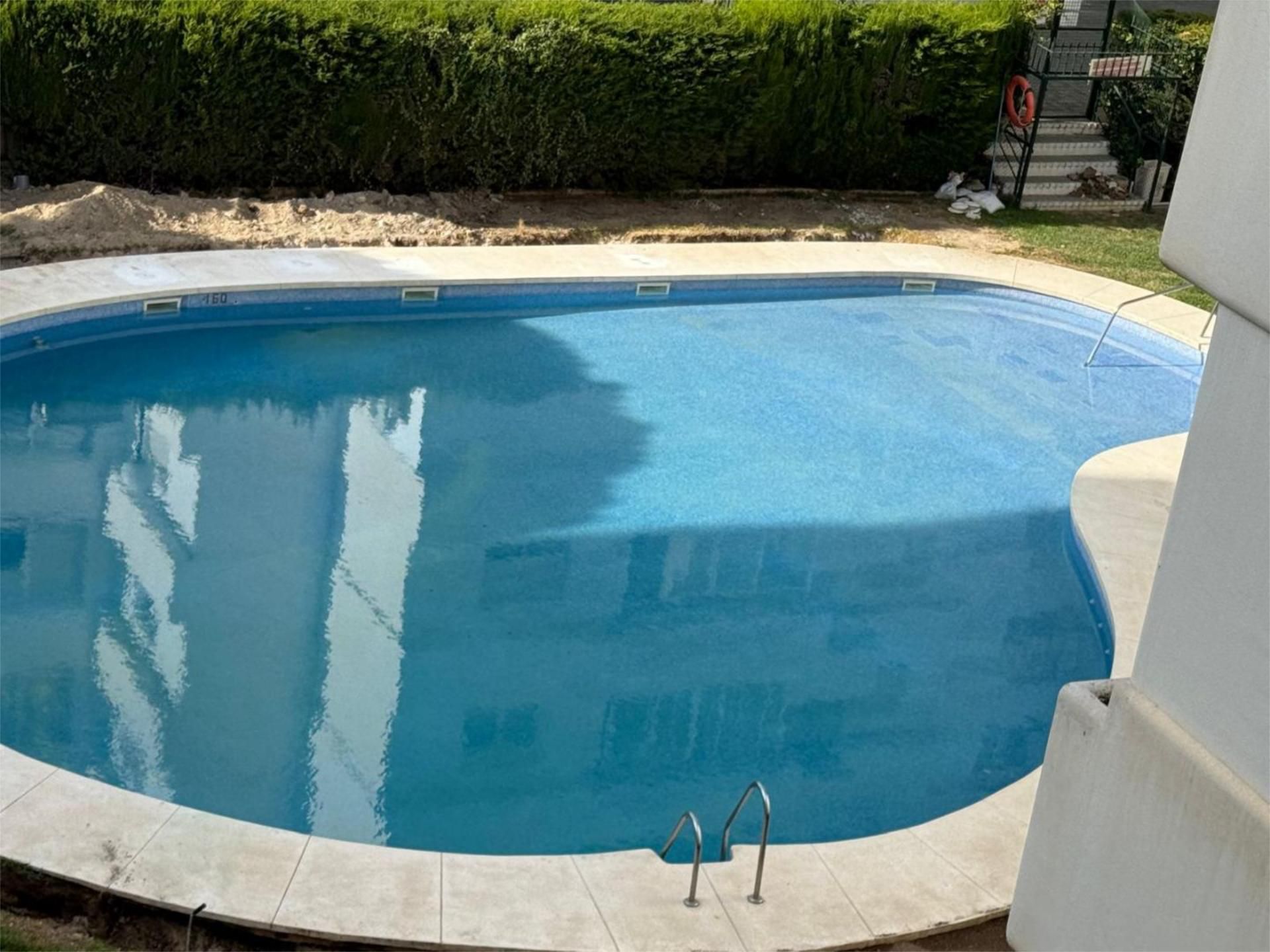 Piscina de Pis en venda en Benalmádena amb Jardí privat, Terrassa i Piscina